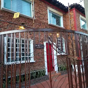 Casa Rojas Teusaquillo Pensión